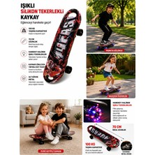 Mixoyuncak Kırmızı Desenli Işıklı Silikon Tekerlekli Kaykay – 70 cm | 100 kg Taşıma Kapasiteli