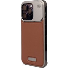 Lexroo iPhone 15 Pro Max Kılıf M-Safe Şarj Özellikli Mekanizmalı Koku Hazneli Mostar Kılıf - Kahverengi