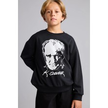DeFacto Atatürk Baskılı Bisiklet Yaka Sweatshirt Erkek Çocuk I6566A826WN