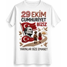 Alfa Tshirt Cumhuriyetin Izinde – 29 Ekim Cumhuriyet Bayramı Dtg Baskılı Beyaz Tişört