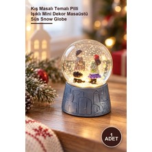 Yenilig 1 Adet Mini Boy Kar Küresi – Kış Masalı Temalı Pilli Işıklı Mini Dekor Masaüstü Süs Snow Globe