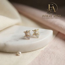 Feray Atak Collection Zirkon Taşlı Gold Çivi Küpe