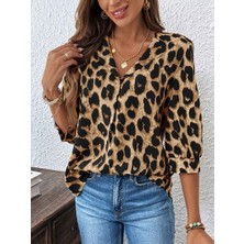 Trend Metkar Kadın Truvakar Kollu Yakalı Leopar Desenli Modal Bluz