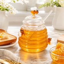 Store Arı Figürlü Cam Bal Kavanozu, Cam Kaşıklı Kapaklı Şeffaf Bal Saklama ve Sunum Kabı, Bal Pekmez Reçel ve Şurup Için Dekoratif Kahvaltılık