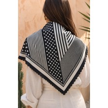 Tarzını Seç Siyah Beyaz Geometrik Ritim Desenli Dantel Oya Kesim Fular / Bandana 70 x 70 cm