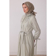 Belli Bej Monogram Desen %100 Twill İpek Eşarp 4418-04