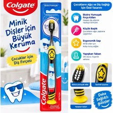 Colgate Ekstra Yumuşak 6+ Yaş Çocuk Diş Fırçası Vakumlu Yapışkan Sap ile Eğlenceli Kullanım