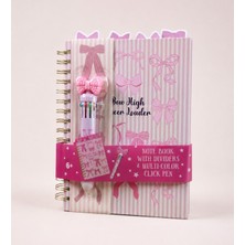Çılgıntrend Pembe Fiyonk Temalı 4 Bölmeli Çizgili Defter & 10 Renkli Tükenmez Kalem Kırtasiye Seti