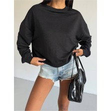 Qutta Kadın Bisiklet Yaka Oversize Iki Iplik Şardonsuz Sweatshirt