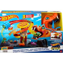 Hot Wheels Cool Pizza Attack Of The Cobra HTN81