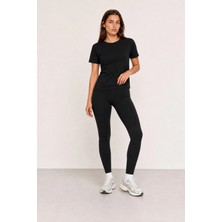 Maisonrae Kadın Siyah Basic Tişört Likralı Süprem Kumaş Bisiklet Yaka Kısa Kollu Regular Fit