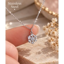Stainless Steel Gümüş Renk Minimal Kar Tanesi Detaylı Antialerjik Çelik Kolye