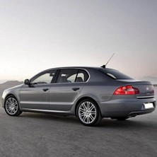 Defne Store Skoda Superb 2 2009-2015 ile Uyumlu 3B9955985A Arka Cam Su Fiskiye Memesi