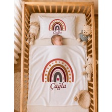 Pia Baby Isme Özel Kız Bebek Battaniye 80X80 cm ve Yastık Kılıfı 35X45 cm %100 Pamuk Organik Baskılı Bebek Seti Bebek Hediyesi