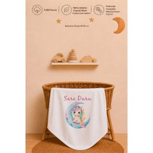 Pia Baby Isme Özel Kız Bebek Battaniyesi 80X80 cm %100 Pamuk Çift Kat Penye Organik Baskılı Isimli Bebek Battaniyesi