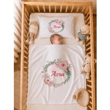 Pia Baby Isme Özel Kız Bebek Battaniye 80X80 cm ve Yastık Kılıfı 35X45 cm %100 Pamuk Organik Baskılı Bebek Seti Bebek Hediyesi