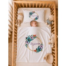 Pia Baby Isme Özel Kız Bebek Battaniye 80X80 cm ve Yastık Kılıfı 35X45 cm %100 Pamuk Organik Baskılı Bebek Seti Bebek Hediyesi