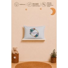 Pia Baby Isme Özel Kız Bebek Yastık Kılıfı 35X45 cm %100 Pamuk Organik Baskılı Isimli Bebek Hediyesi