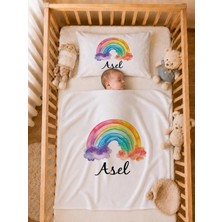 Pia Baby Isme Özel Kız Bebek Battaniye 80X80 cm ve Yastık Kılıfı 35X45 cm %100 Pamuk Organik Baskılı Bebek Seti Bebek Hediyesi