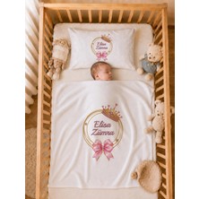 Pia Baby Isme Özel Kız Bebek Battaniye 80X80 cm ve Yastık Kılıfı 35X45 cm %100 Pamuk Organik Baskılı Bebek Seti Bebek Hediyesi