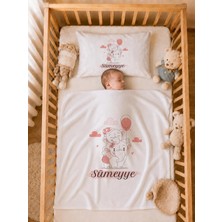 Pia Baby Isme Özel Kız Bebek Battaniye 80X80 cm ve Yastık Kılıfı 35X45 cm %100 Pamuk Organik Baskılı Bebek Seti Bebek Hediyesi