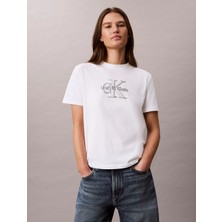 Calvin Klein Kadın Normal Kalıp Ck Logo Baskılı Yuvarlak Yakalı Kısa Kollu Beyaz T-Shirt LV047H800G-YAF