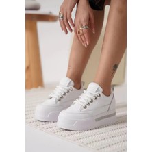 Avelune Kadın 8cm Boy Uzatan Gizli Topuklu Beyaz Spor Ayakkabı TR04MS01B