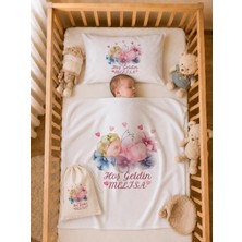 Pia Baby Kız Bebek Doğum Hediyesi Isme Özel 80X80 cm Bebek Battaniyesi 35X45 cm Yastık Kılıfı Ham Bez Kıyafet Kesesi