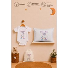 Pia Baby Kız Bebek Isme Özel Hediye Seti %100 Pamuk Body Yastık Kılıfı ve Ham Bez Bebek Kıyafet Kesesi