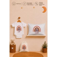 Pia Baby Isme Özel Kız Bebek Hediyesi %100 Pamuk Organik Baskılı Body Yastık Kılıfı ve Ham Bez Kıyafet Kesesi