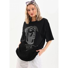 Tarz Yeri Unisex Taş Desenli Oversize T-Shirt - Siyah