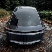 Model Y Juniper Pro Version Blow Parlak Karbon Fiber Görünüm Spoiler