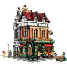 Vionna LEGO Icons Tudor Köşesi 10350 - Yetişkinler Için Dekoratif Model Yapım Seti (3266 Parça)