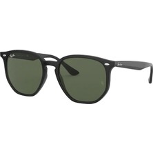 Ray-Ban RB4306 601/71 Unisex Güneş Gözlüğü Retro Stil ve Siyah Çerçeve ile Şıklığı Yakalayın