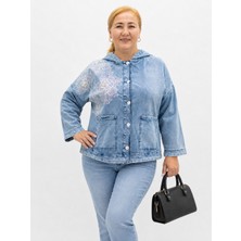 Trieste Wear Büyük Beden Denim Kapüşonlu Gül Deseni İşlemeli Boncuklu Önden Cep Detaylı Düğmeli Kadın Ceket