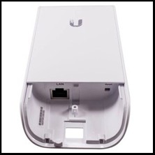 Ubıquıtı (Ubnt) Ubıquıtı Locom2, Nano Station, 2,4ghz, 150MBPS, 5km Menzil, Dış Ortam Cpe