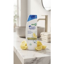 Head&Shoulders Limon Ferahlığı Yağlı Saçlar Için Kepeğe Karşı Etkili Şampuan 400 ml