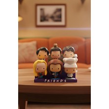Umikolab Sitcom Karakter Figürleri Için Özel Tasarım Sergileme Standı