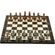 Gift Home Gifthome Metal Satranç Takımı Orta İngiliz Antik Taş ve Düz Mermer Desenli Satranç Tahtası