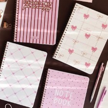 A5 Spiralli Karton Kapak 4'lü Set Çizgili Okul Defteri 80 Yaprak - Ders Programlı Pembe Kahve Çizgi Kurdele