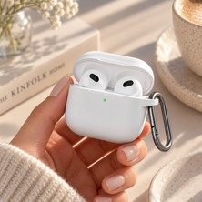 bbtech Apple Airpods 5.nesil ve 4.nesil Ile Uyumlu Esnek Silikon Koruyucu Kılıf + Askı Aparatı