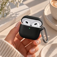 bbtech Apple Airpods 5.nesil ve 4.nesil Ile Uyumlu Esnek Silikon Koruyucu Kılıf + Askı Aparatı
