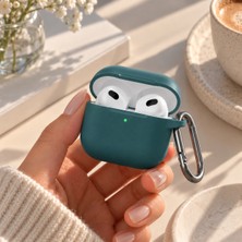 bbtech Apple Airpods 5.nesil ve 4.nesil Ile Uyumlu Esnek Silikon Koruyucu Kılıf + Askı Aparatı