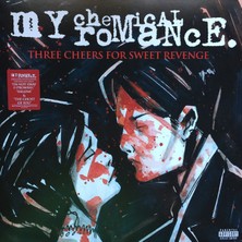 Kadıköy Kulübü My Chemical Romance - Three Cheers For Sweet Revenge
