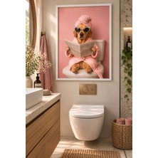 Mesela Spa Dog – Pembe Bornozlu Köpek Dekoratif Çerçeveli Duvar Tablosu