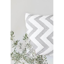 Happy Trend Tasarım Punch Panç Desen Kare Dekoratif Kırlent Kılıfı 43X43 cm Line Gri