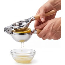 aklow akyoleticaret Ahşap Saplı Paslanmaz Çelik Limon Sıkacağı; Manuel Narenciye ve Portakal Sıkacağı, Çekirdek Süzgeçli Lüks Limon Presi, Metal El Sıkacağı