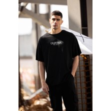 Tarz Yeri Erkek Baskılı T-Shirt Kısa Kol Bisiklet Yaka Regular Fit Rahat Kalıp Günlük Tişört - Siyah