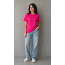 Tarz Yeri Kadın Basic Pamuklu Tişört Bisiklet Yaka Düz Renk Relaxed Fit T-Shirt - Fuşya