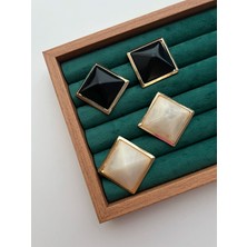 Busradan Design Gold Çerçeveli Kare Küpe